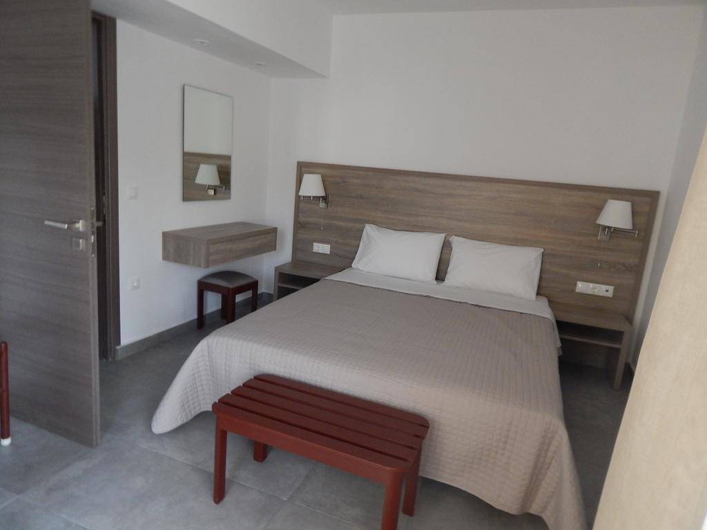 Epiphany Apartments Kerpe Oda fotoğraf